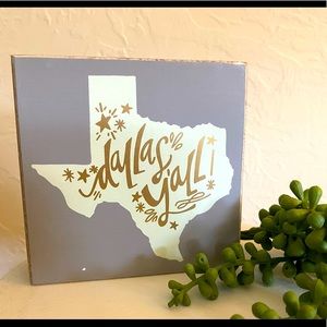 Dallas Texas Sign